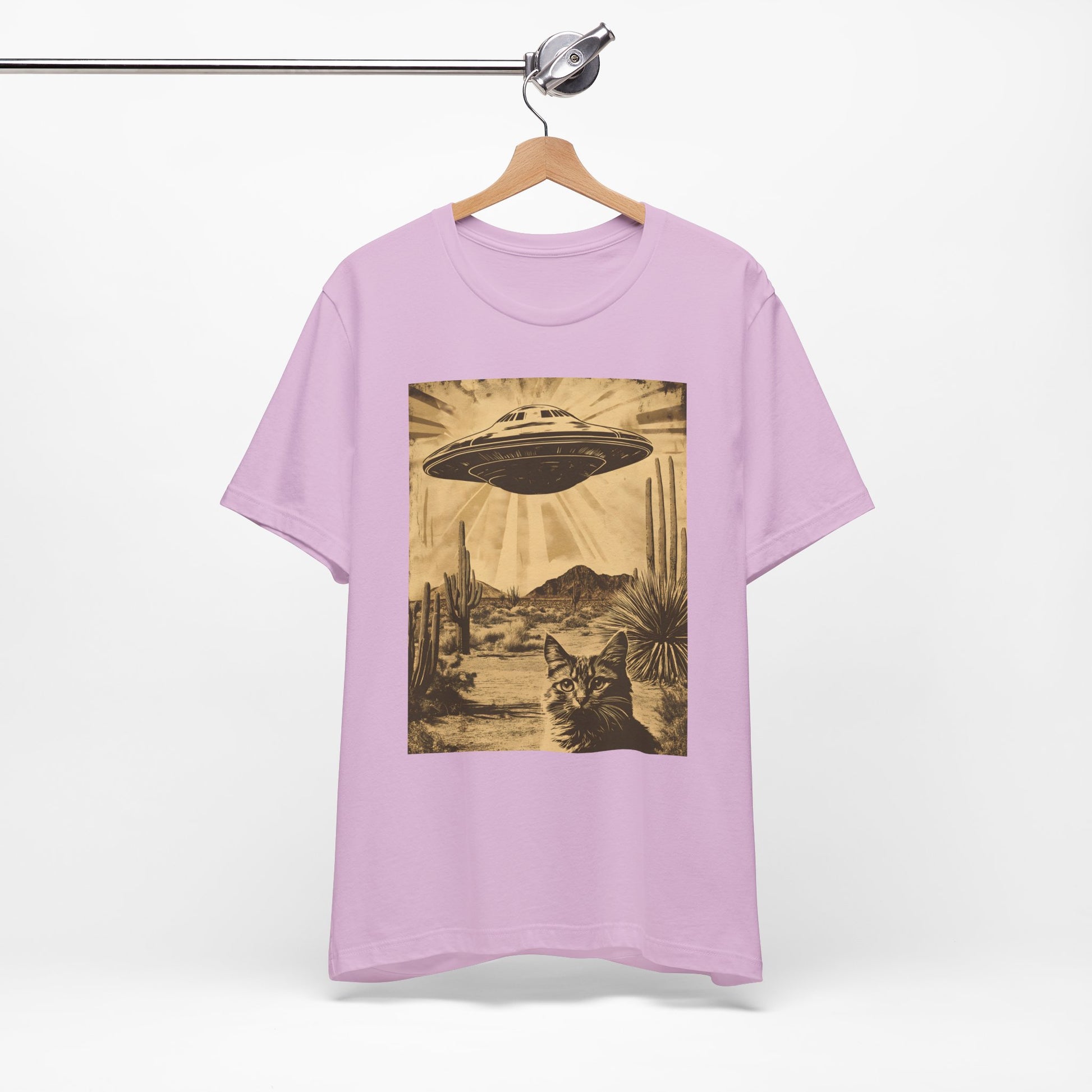 UFO Retro Cat Tee - Unisex Short Sleeve Shirt - CoolCollectiveCo