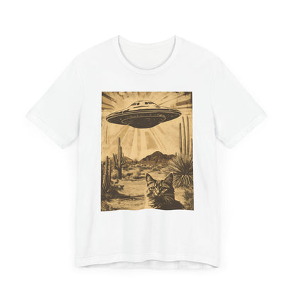 UFO Retro Cat Tee - Unisex Short Sleeve Shirt - CoolCollectiveCo